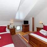 Heritage 4*