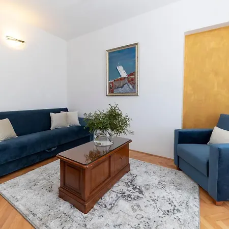 Heritage 4*
