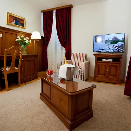 Heritage Otel Tisno