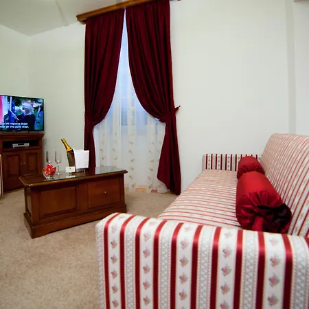 Heritage Hotel 4*