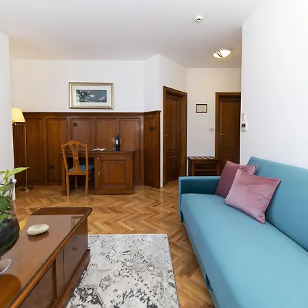 Hotel Heritage 4*